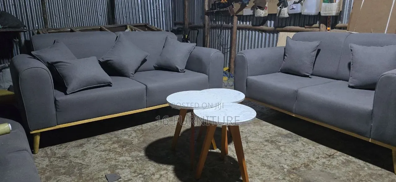 Luna Crest Sofa