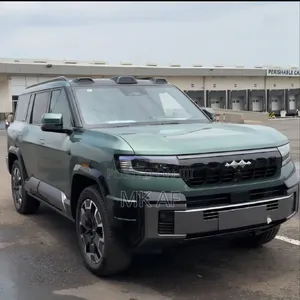 New BYD Leopard 8 2.0 Hybrid AWD 2025 Green