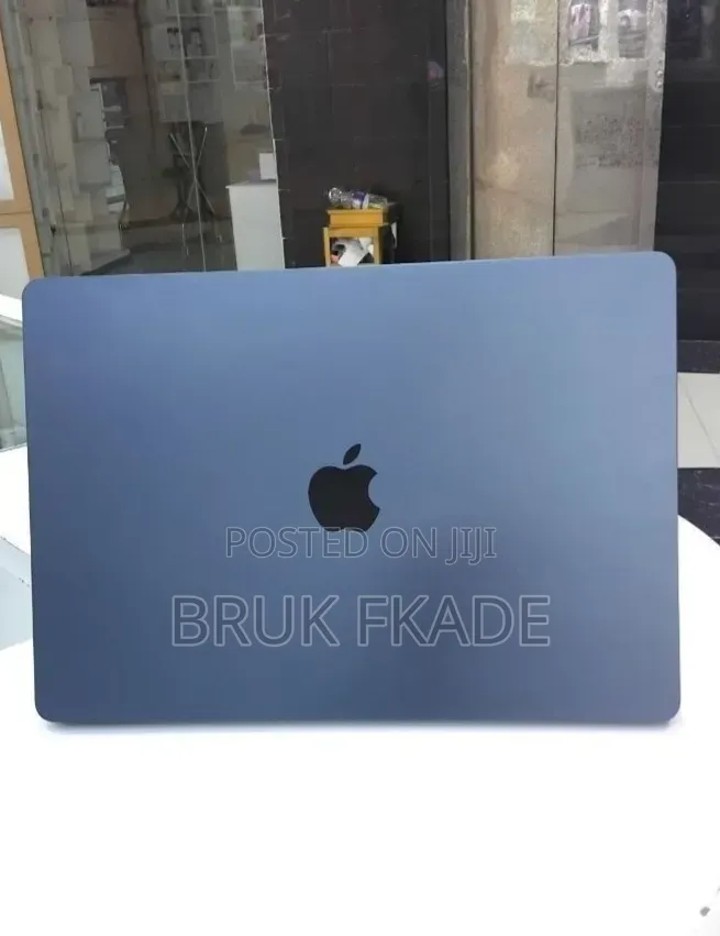 New Laptop Apple MacBook Air 2026 M5 16GB Apple M5 SSD 512GB