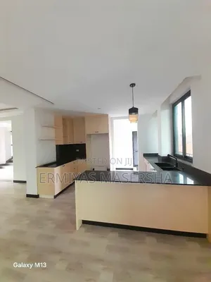 Furnished 8bdrm House in Yeka for sale
