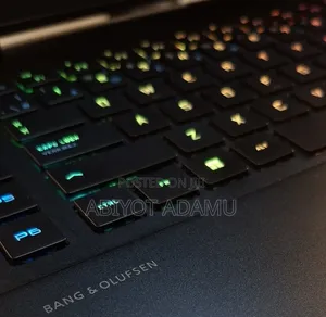 New Laptop HP Omen 17 16GB Intel Core i7 SSD 1T