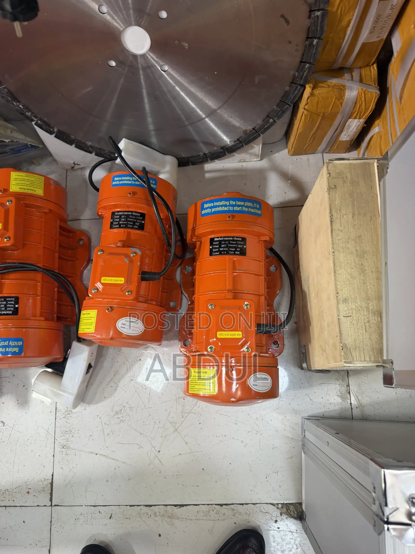 የኮንክሪት ቫይብሬተር (Attached Concrete Vibrator