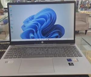 New Laptop HP 16GB Intel Core i7 SSD 512GB