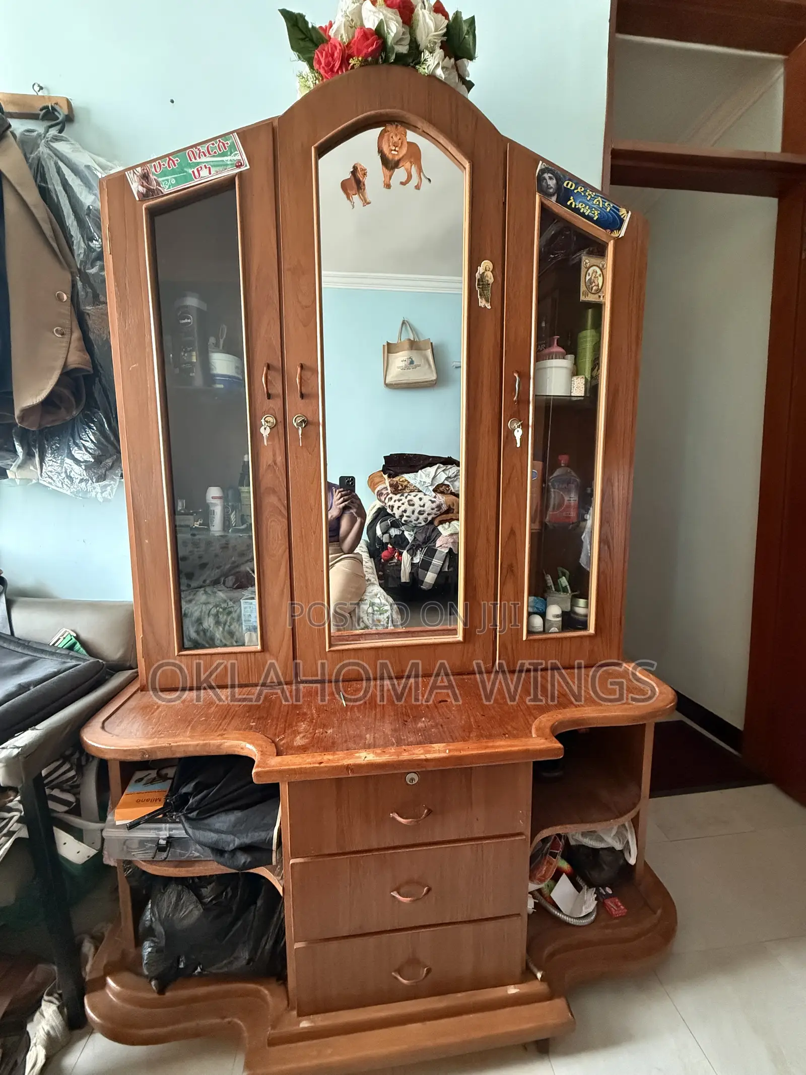 Dressing Table for Sale
