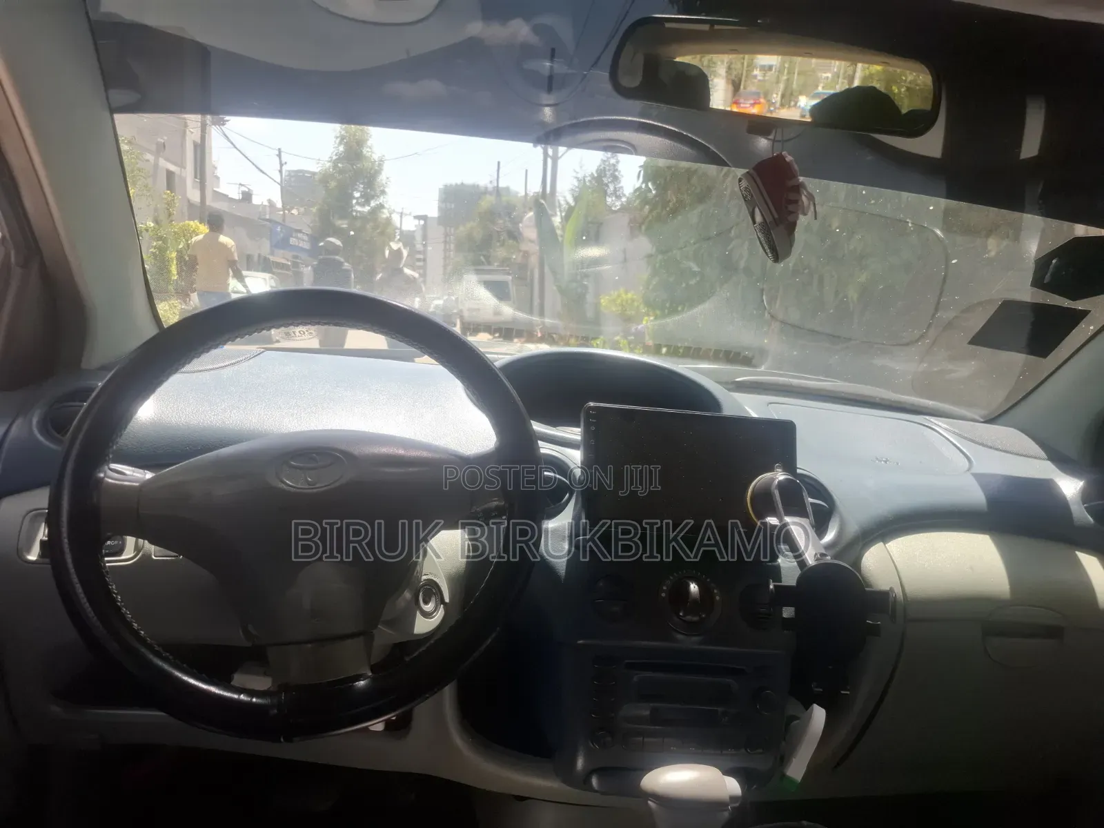 Toyota Vitz 2001 Blue