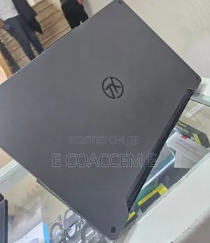 New Laptop Asus 16GB AMD Ryzen 7 SSD 512GB