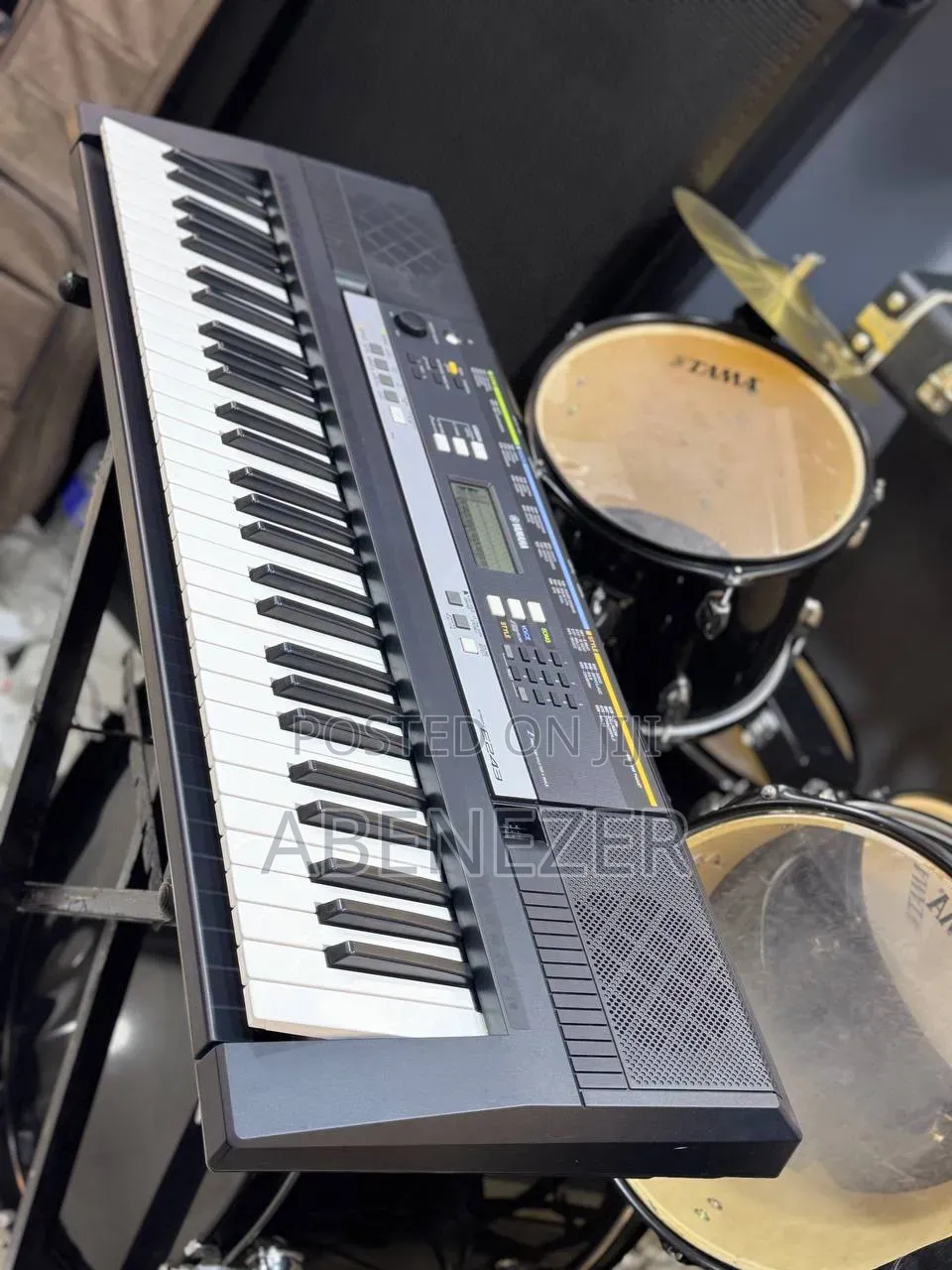 Yamaha PSR E243 Keyboard(USB Midi )