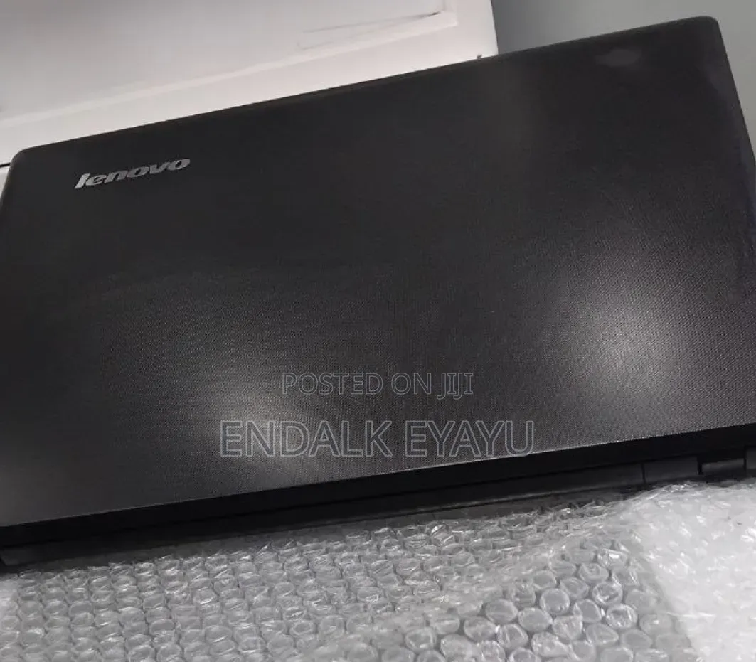 New Laptop Lenovo IdeaPad 320 4GB Intel Core i3 SSD 500GB