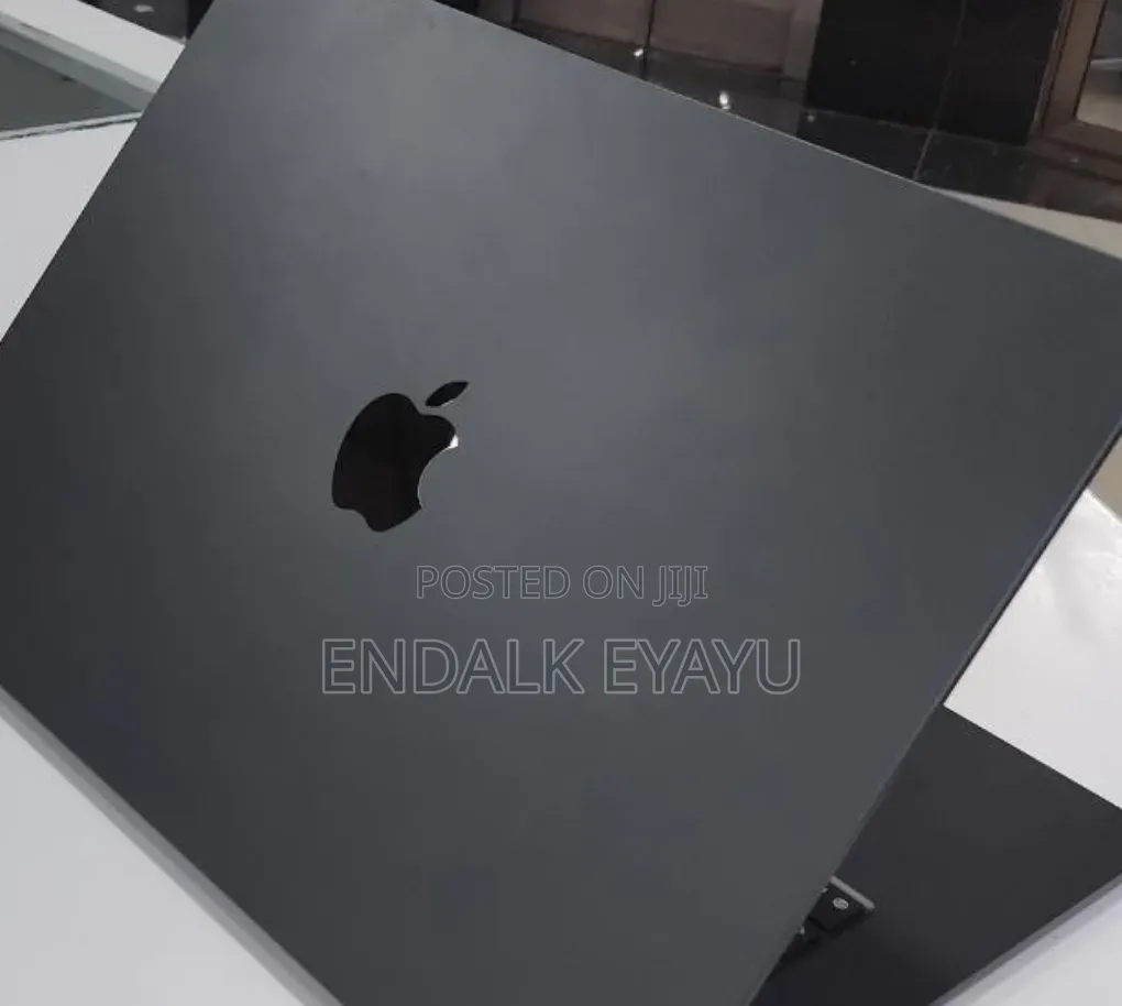 New Laptop Apple MacBook Air 2026 M5 16GB Apple M5 SSD 512GB