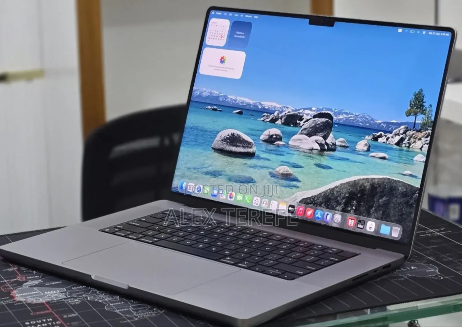 New Laptop Apple MacBook Pro 2021 M1 Max 32GB Apple M1 Max SSD 512GB
