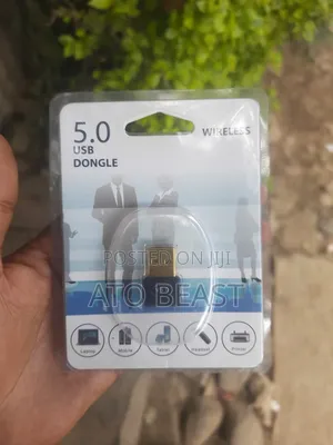 Bluetooth 5.0 USB Used to Add Wireless Connectivity to a Desktop