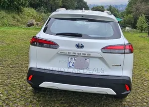 Toyota Corolla Cross 2023 White