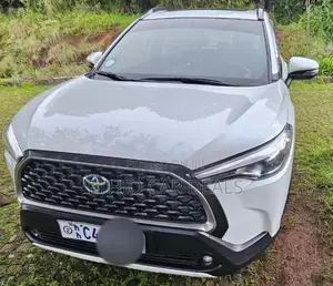 Toyota Corolla Cross 2023 White