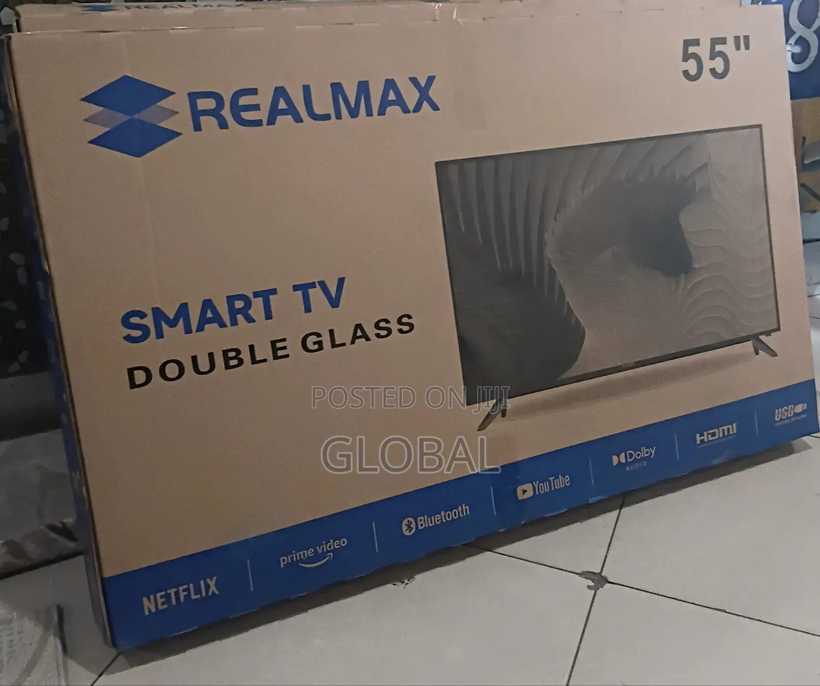 Smart 55"realmax TV