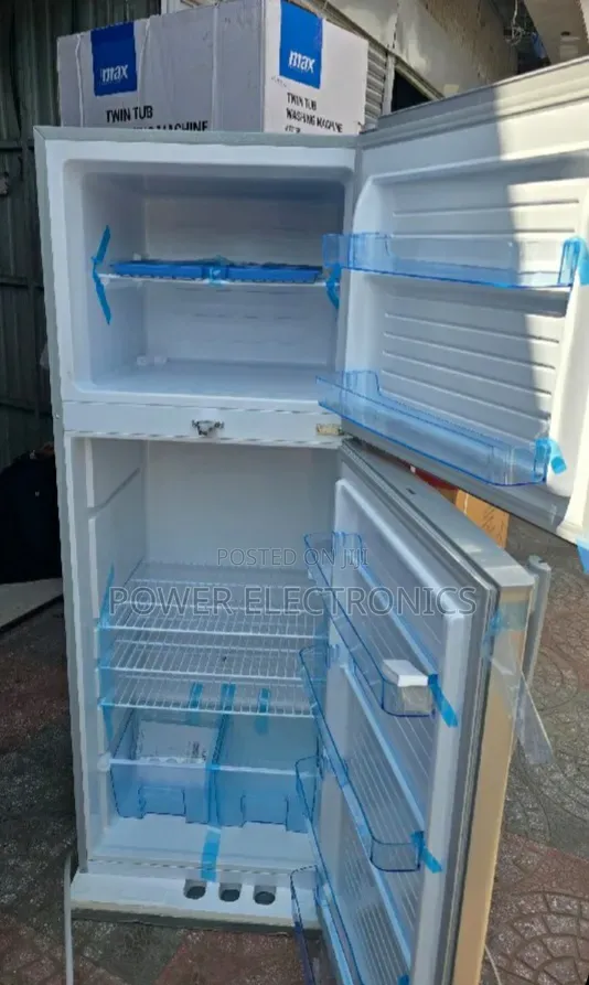 AKIRA 340,litr Refrigerator