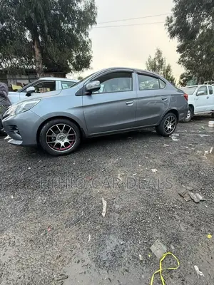 Mitsubishi Attrage 2021 Gray