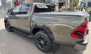 Toyota Hilux 2021