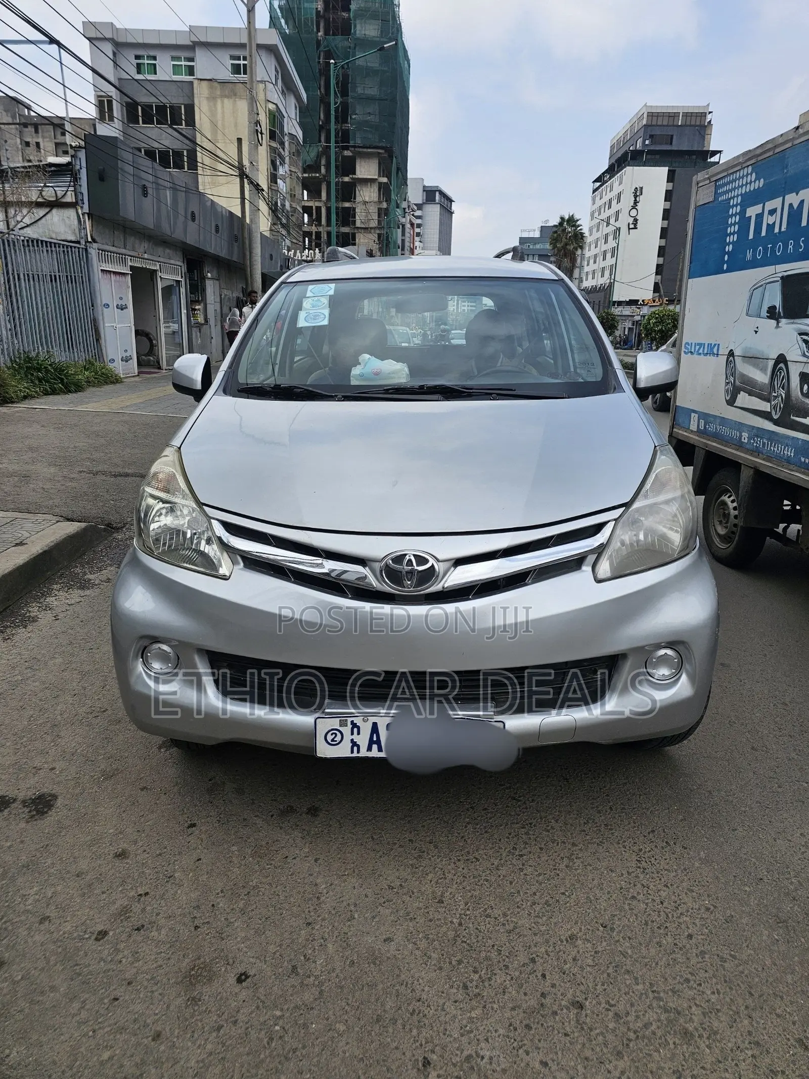 Toyota Avanza 2013 Gold