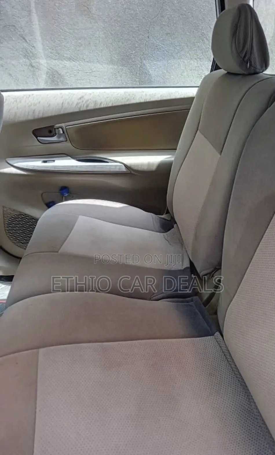 Toyota Avanza 2013 Gold