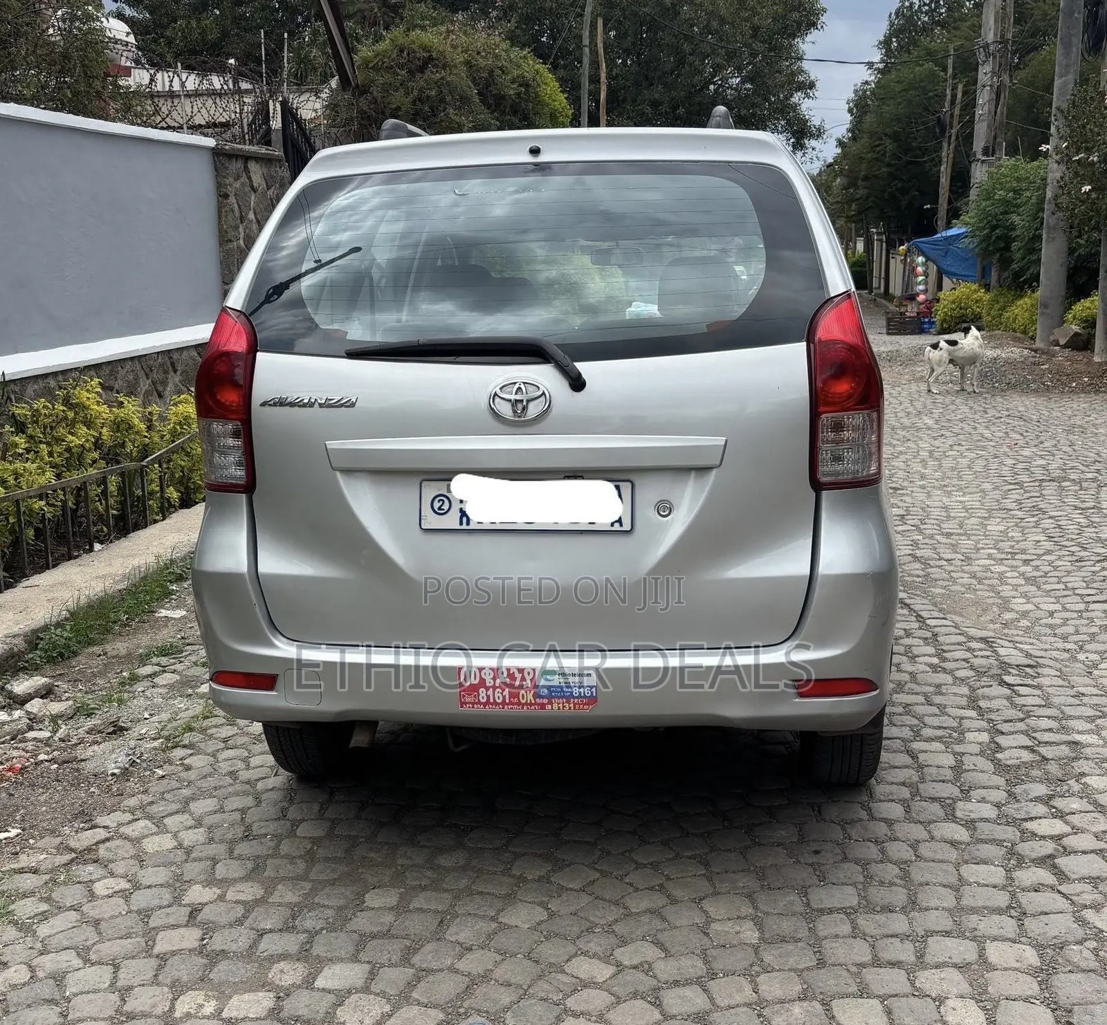 Toyota Avanza 2013 Gold