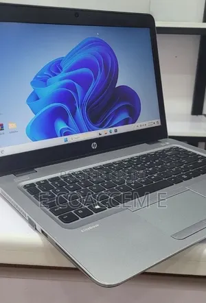 New Laptop HP 8GB Intel Core i7 SSD 512GB