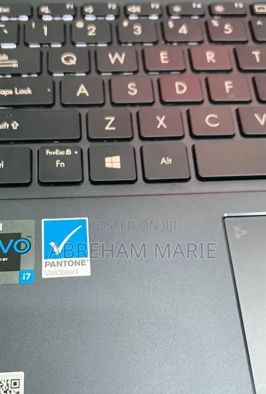 New Laptop Asus ZenBook UX303UA 16GB Intel Core i7 SSD 512GB