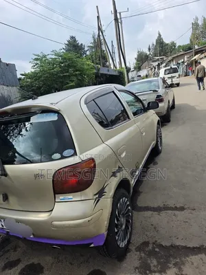 Toyota Vitz 2004