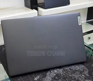 New Laptop Lenovo Ideapad 3 8GB Intel Core i5 SSD 512GB