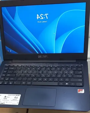 New Laptop Asus ROG Strix G15 8GB Intel Core i9 SSD 256GB