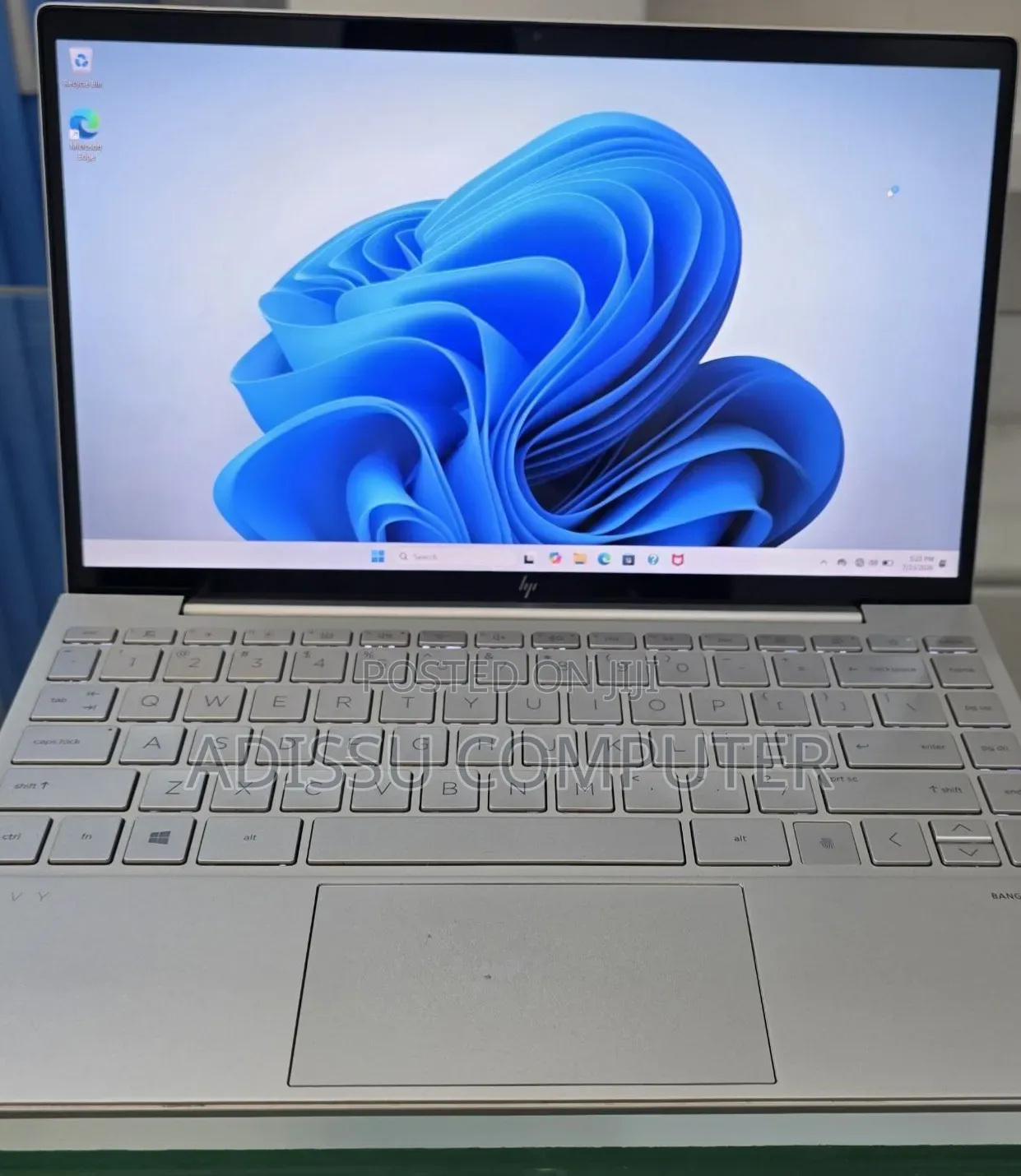 New Laptop HP Envy 13 16GB Intel Core i5 SSD 512GB