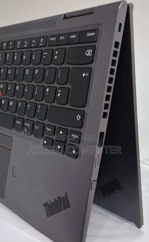 New Laptop Lenovo ThinkPad X1 Yoga 16GB Intel Core i7 SSD 512GB