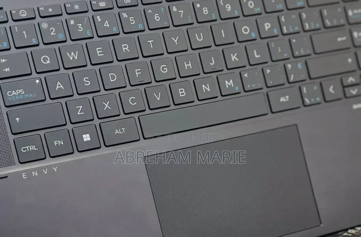 New Laptop HP Envy 13 16GB Intel Core i7 SSD 512GB