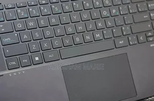 New Laptop HP Envy 13 16GB Intel Core i7 SSD 512GB