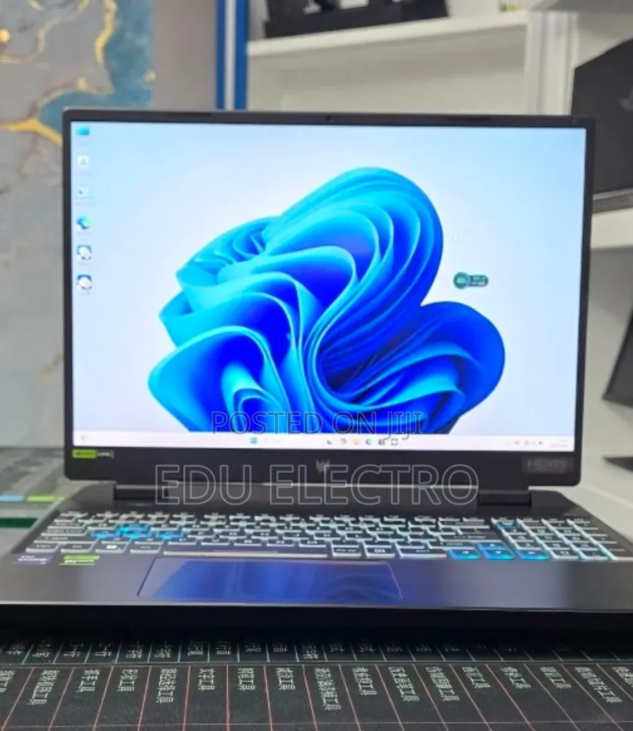 New Laptop Acer Predator Helios 300 16GB Intel Core i9 SSD 1T