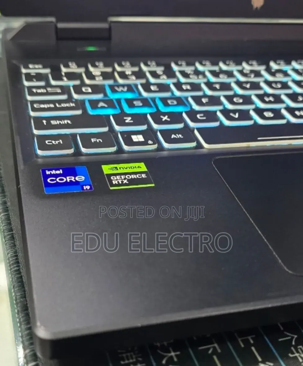 New Laptop Acer Predator Helios 300 16GB Intel Core i9 SSD 1T