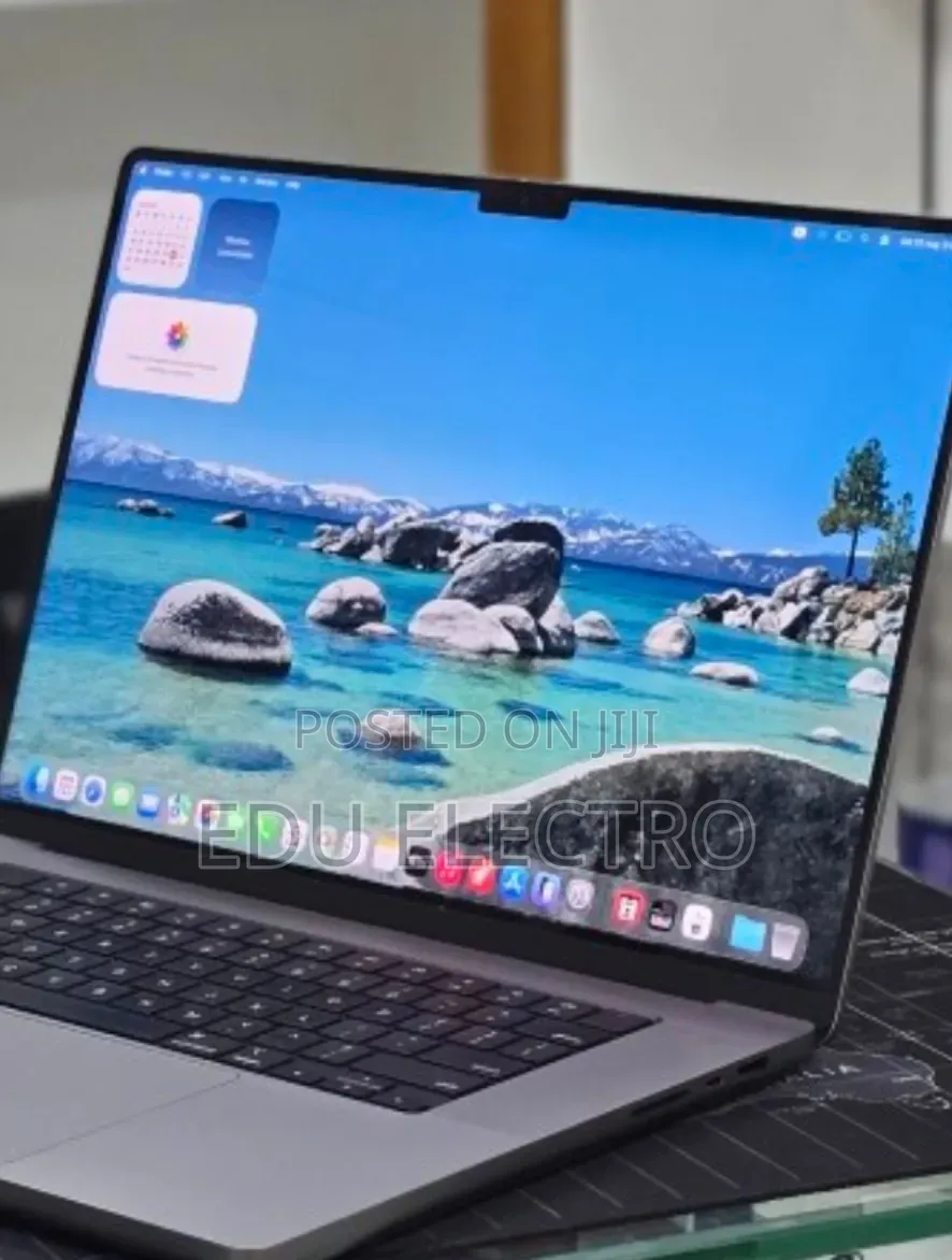 New Laptop Apple MacBook Pro 2021 M1 Max 32GB Apple M1 Max SSD 512GB