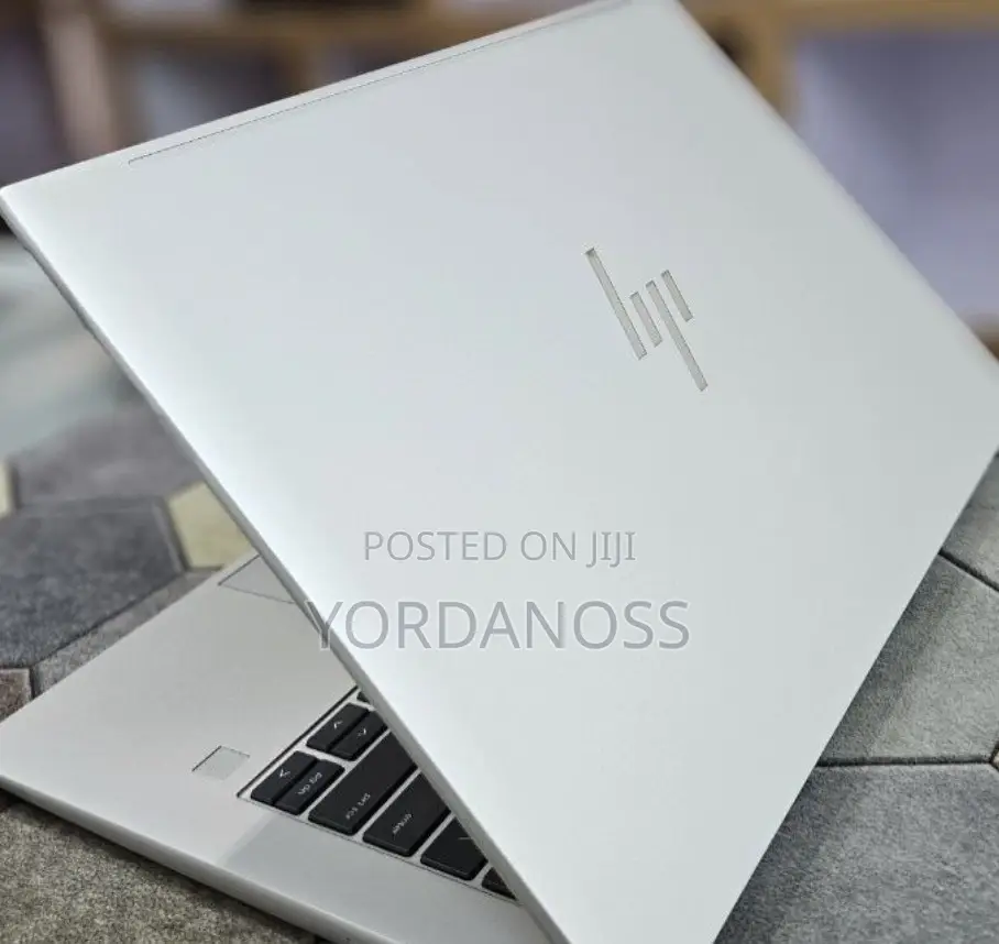 New Laptop HP EliteBook 840 G9 16GB Intel Core i7 SSD 512GB