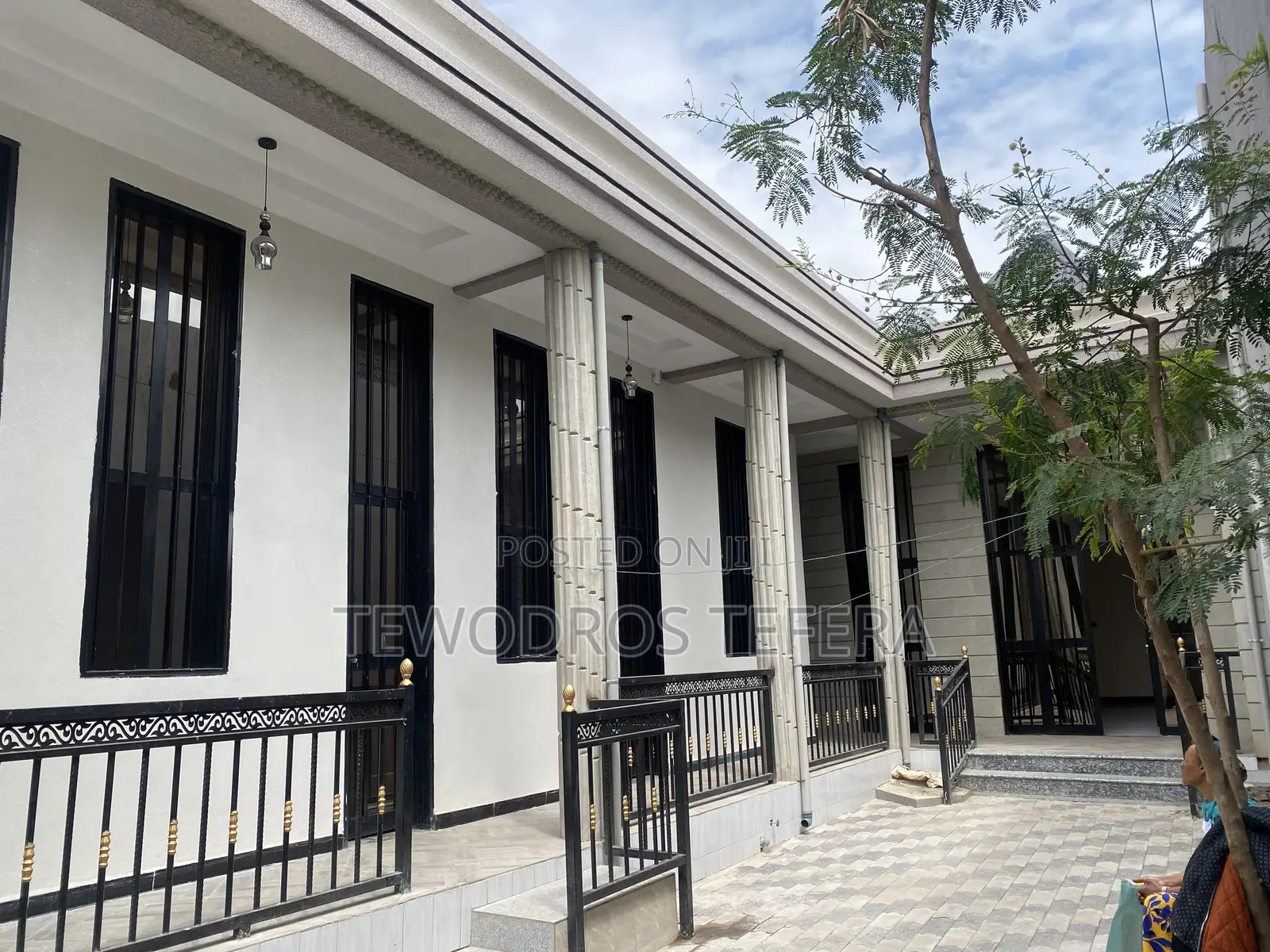 Furnished 5bdrm House in Adama for sale