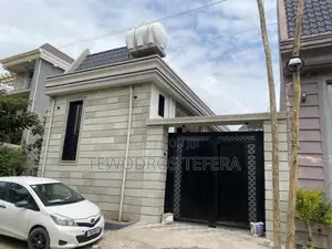 Furnished 5bdrm House in Adama for sale