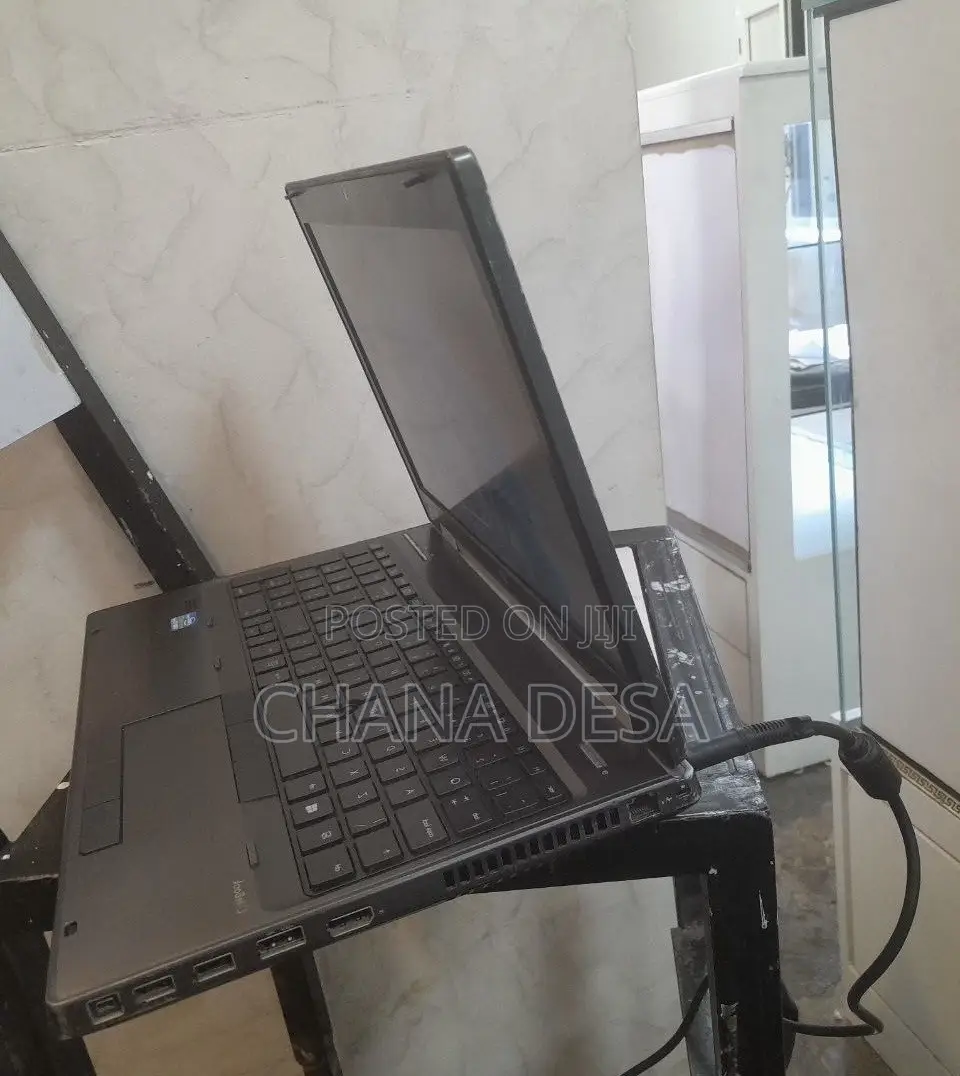 New Laptop HP 8GB Intel Core i7 HDD 128GB