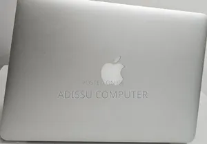 New Laptop Apple MacBook Pro 2015 8GB Intel Core i5 SSD 128GB