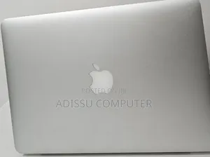 New Laptop Apple MacBook Pro 2015 8GB Intel Core i5 SSD 128GB