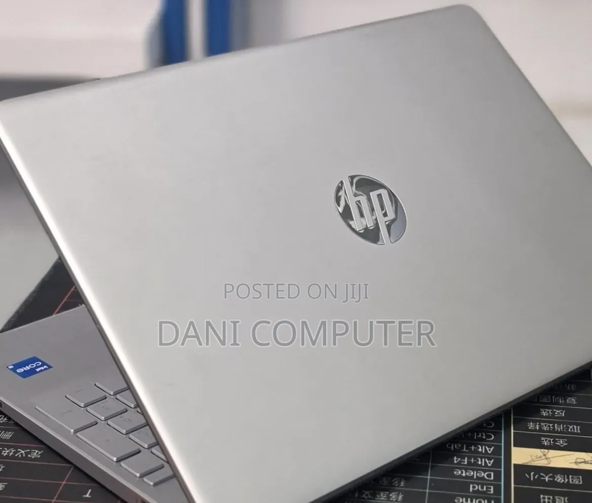 New Laptop HP Stream Notebook 8GB Intel Core i5 SSD 128GB