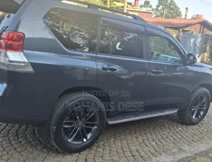 Toyota Land Cruiser Prado 2012 Brown