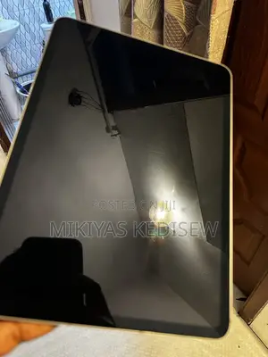 Laptop Apple 8GB Apple M2 SSD 128GB