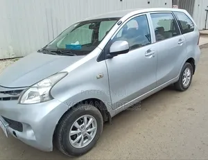 Toyota Avanza 2013 Silver