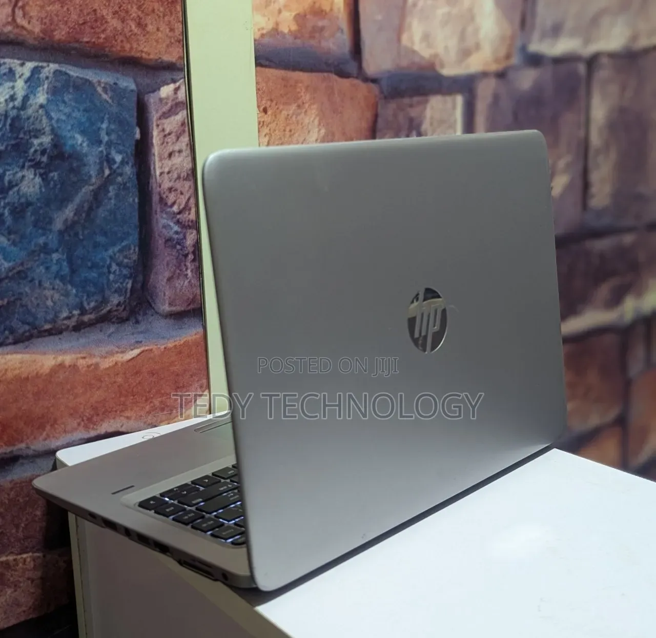 New Laptop HP EliteBook 840 8GB Intel Core i7 SSD 256GB