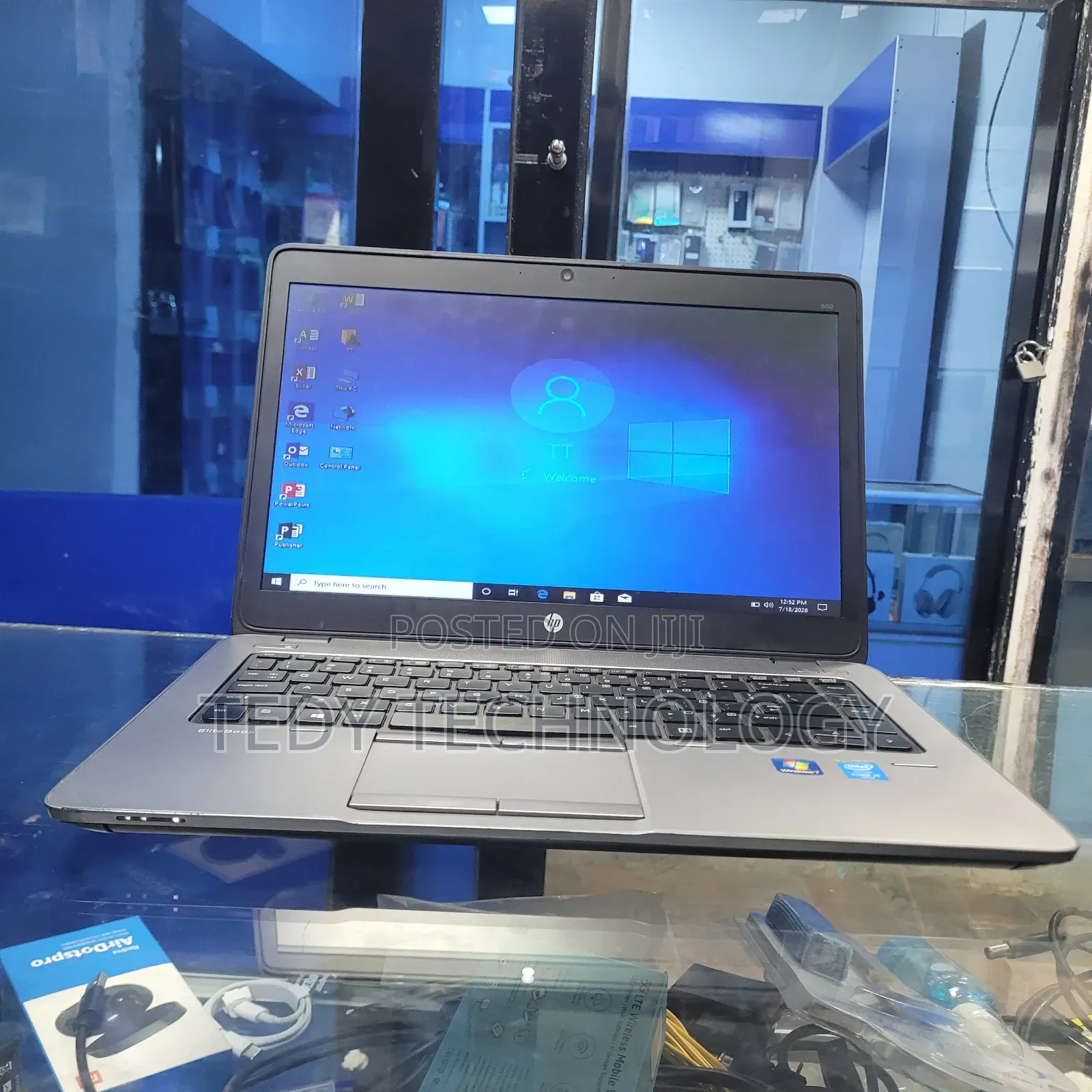 New Laptop HP EliteBook 840 8GB Intel Core i7 SSD 256GB
