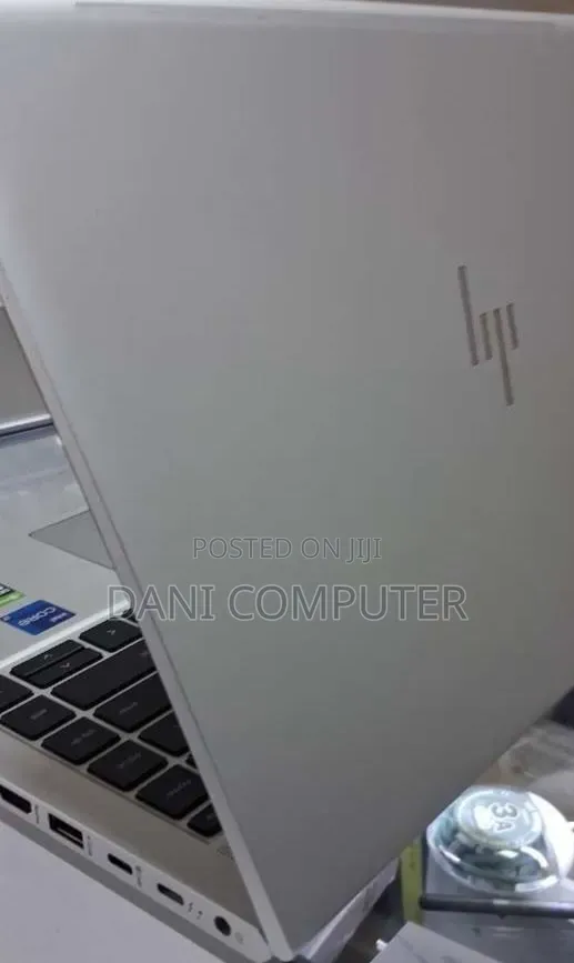 New Laptop HP EliteBook 640 G10 16GB Intel Core i7 SSD 512GB