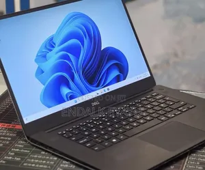 New Laptop Dell XPS 15 16GB Intel Core i5 SSD 512GB